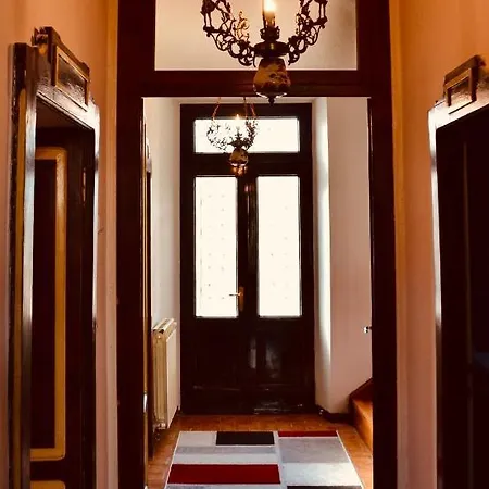 Luxury 6B Villa With Swim Pool Fire Places&Garden Villa *